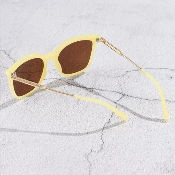 Brand NEW SUPER CUTE YELLOW SUNGLASSES